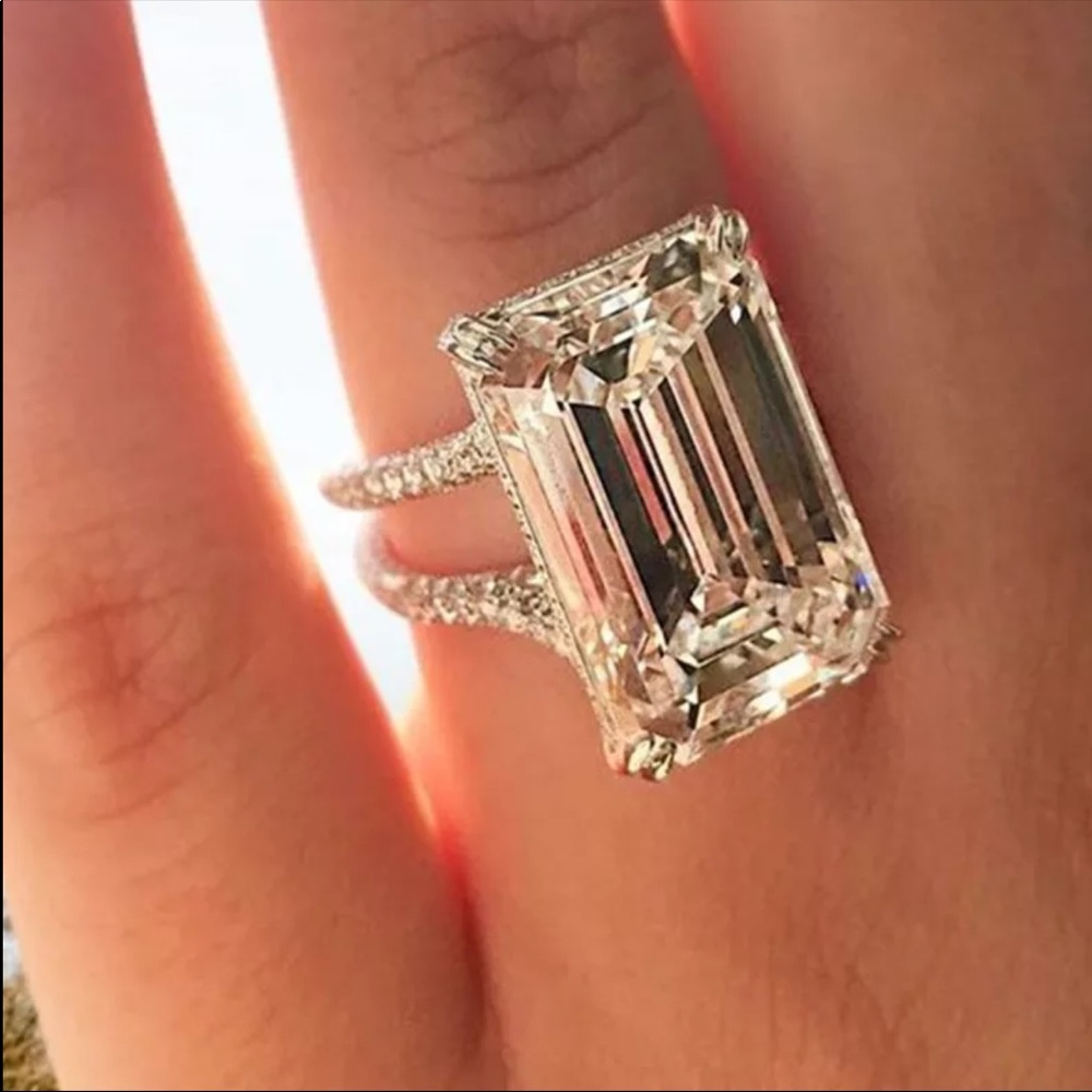New Luxury 925 Silver Engagement Women’s Diamond Ring - Picture 3 of 4